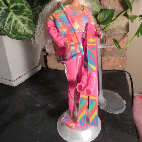 Barbie Ski Fun 1991 - Picture 3 of 4